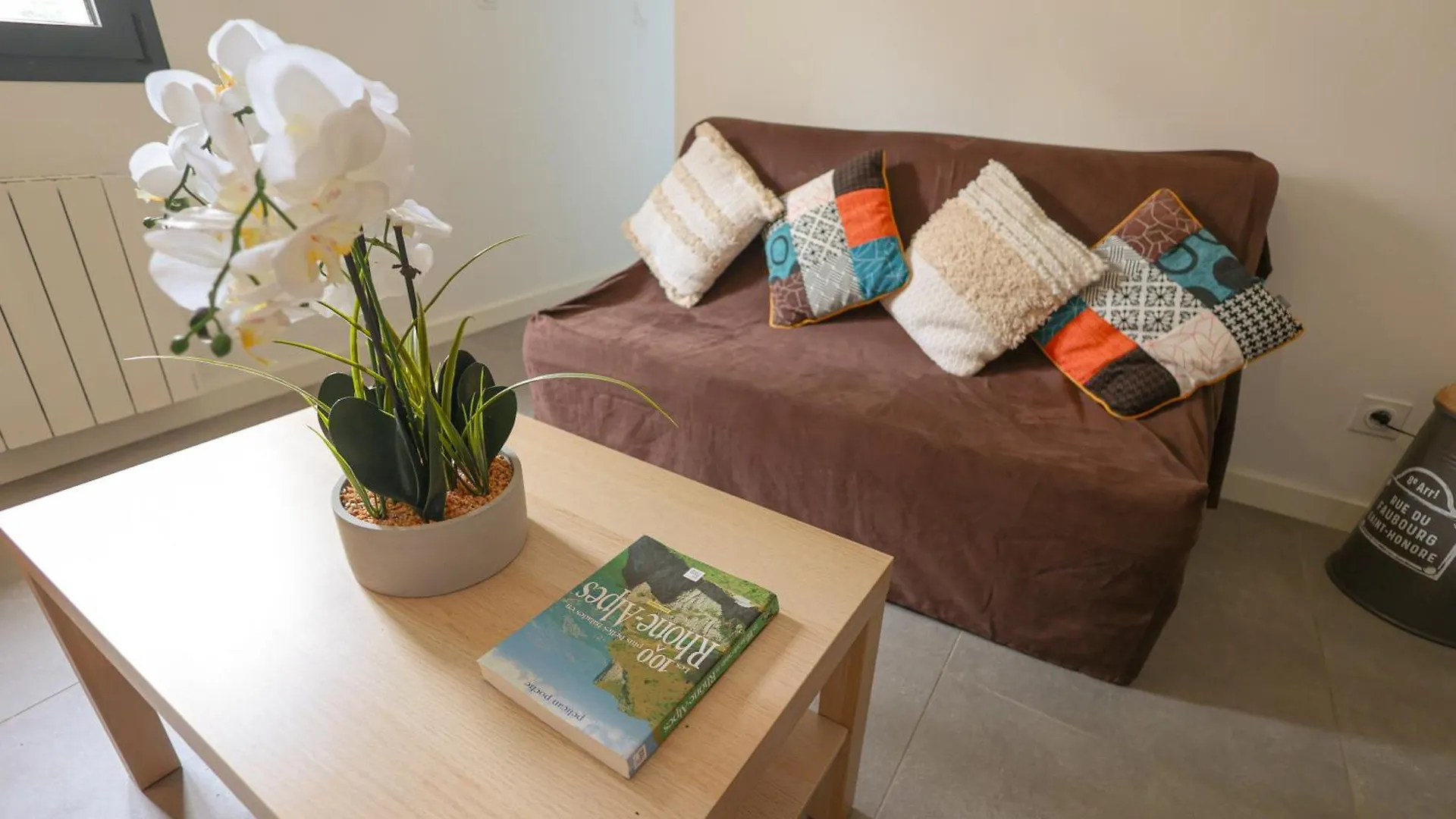 Logement Cosy Neuf Avec Jardin Мион