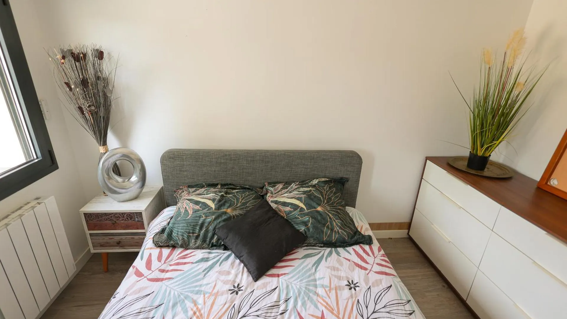 Logement Cosy Neuf Avec Jardin Мион